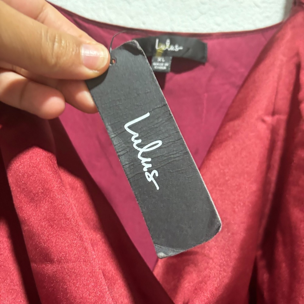 NWT Lulu's Life's Women's Ruffled Wrap Dress A Cabaret Burgundy Satin X-Large - Picture 3 of 11